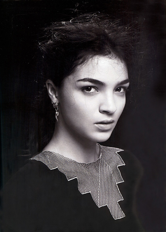 mariacarla_boscono_10_bitch_fall_2003_david_vasiljevic_01