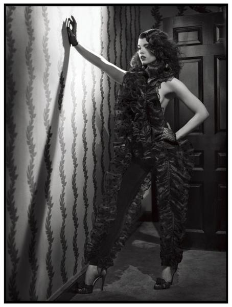 crystal-renn-mark-seliger-vogue-spain-4-large