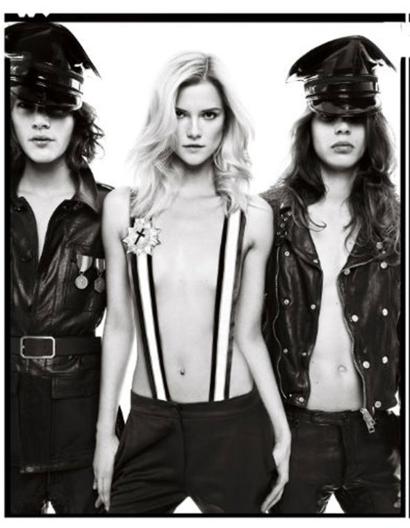 Kasia-Struss-Supermodel-Topless-Breasts-3