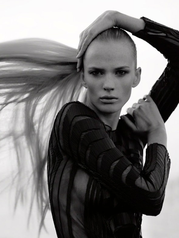 Anne Vyalitsyna by Matthew Brookes (Body Double - Numéro #133 May 2012) 2