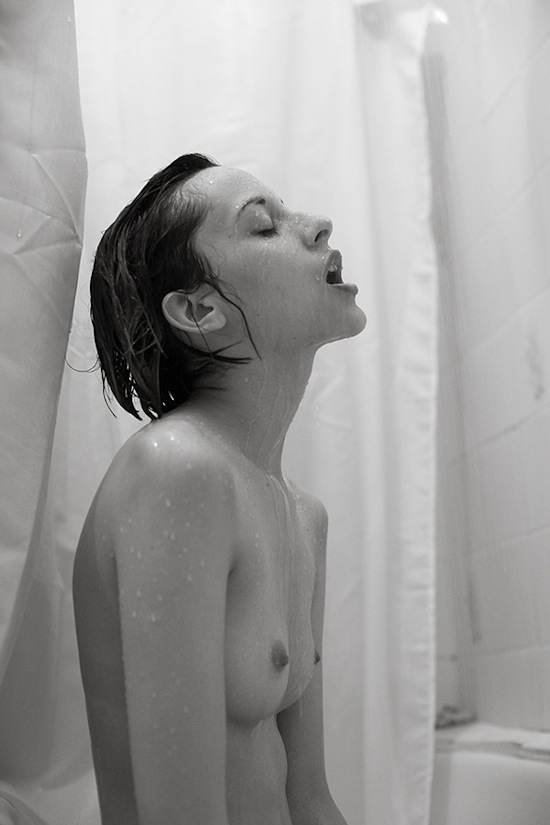 Kara_Neko-Jonathan_Waiter-09-kitty-en-classe-thumb