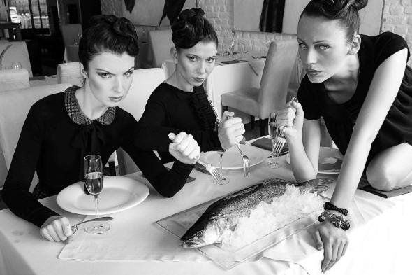 413485_379643045407405_831494722_o