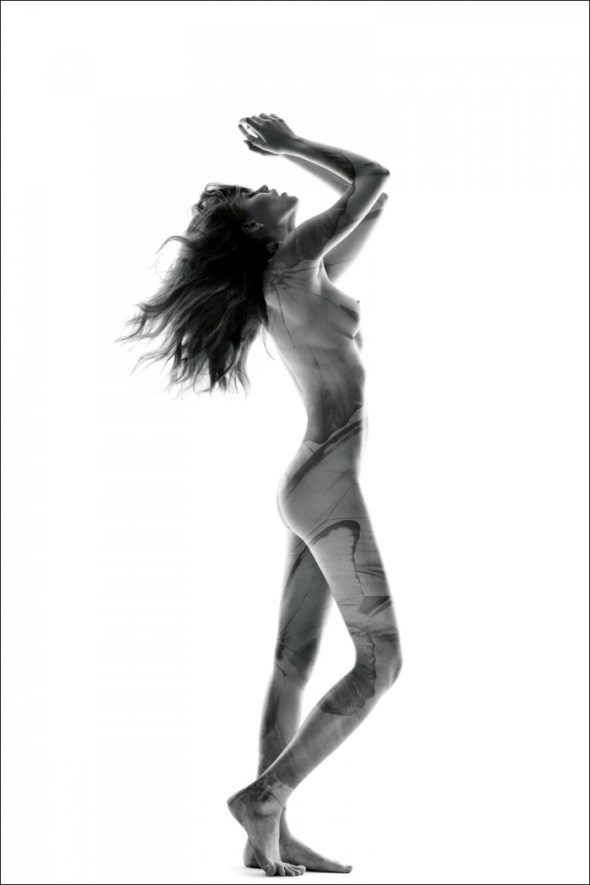 Marcela-Vivan-by-Karine-Basílio-for-U-Mag-5-copy-700x1050