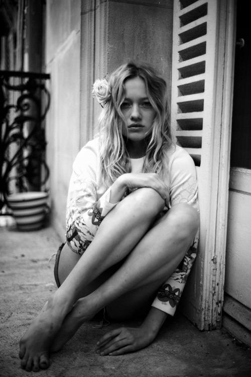 409231_367981616623384_1171167390_n