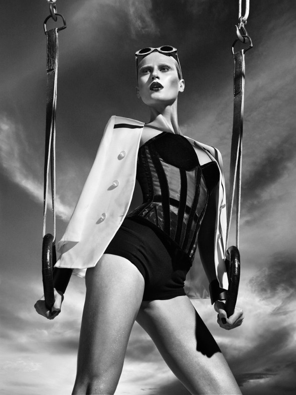 Balneário-Esporte-Marie-Claire-Brazil-November’12-✪-Alicia-Kuczman…-♡-Stylist-Renata-Correa.01