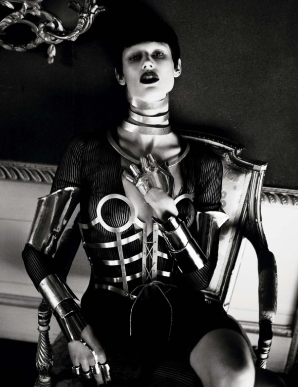 elise-crombez-saskia-de-brauw-by-mert-marcus-metal-headz-interview-march-2012-1 (2)