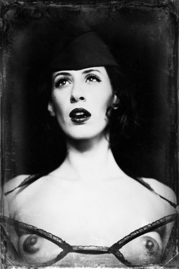 0_d27e6_37f419c7_orig